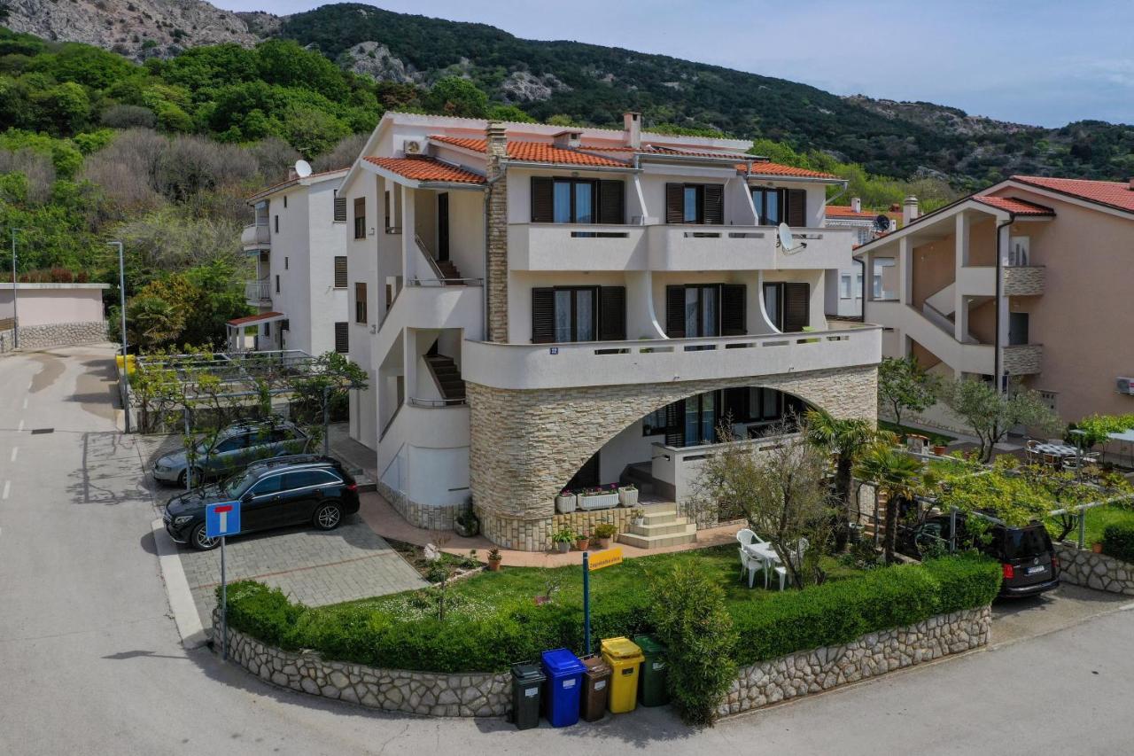 Apartments Andrea I Baška Esterno foto